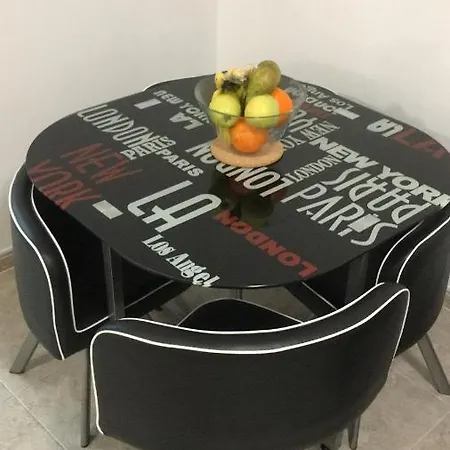 Sunset House דירה