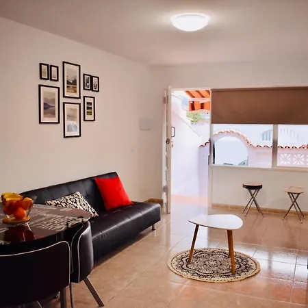 Sunset House Apartament *